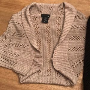 Apt. 9 Sweaters - 2 cropped sweaters Apt. 9 Sweaters - 2 cropped sweaters